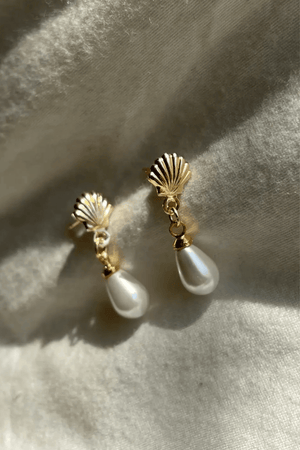 14K Gold Filled Seashell Pearl Earrings