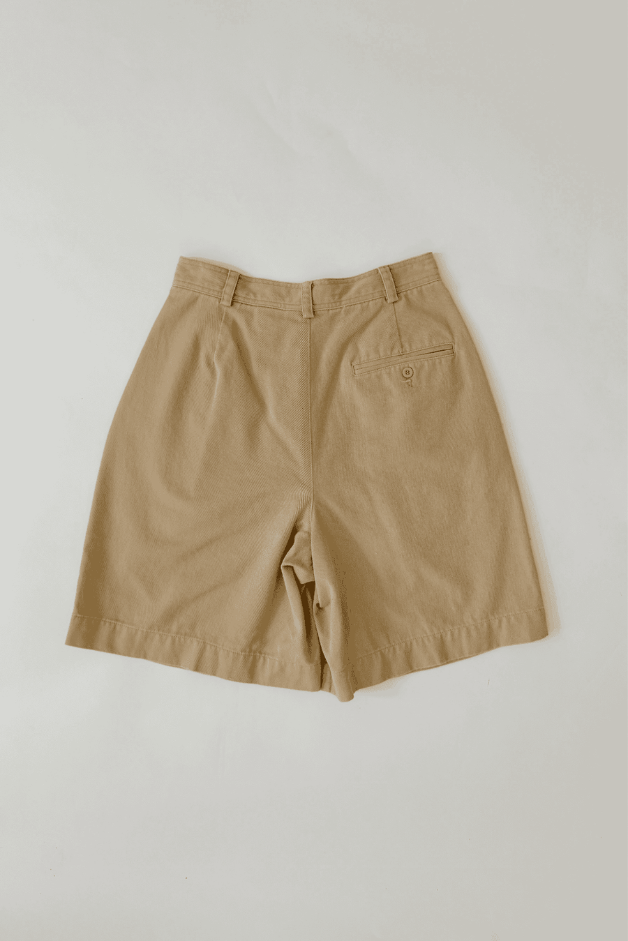 2000s Vintage Liz Claiborne Beige High Waist Shorts Size 4