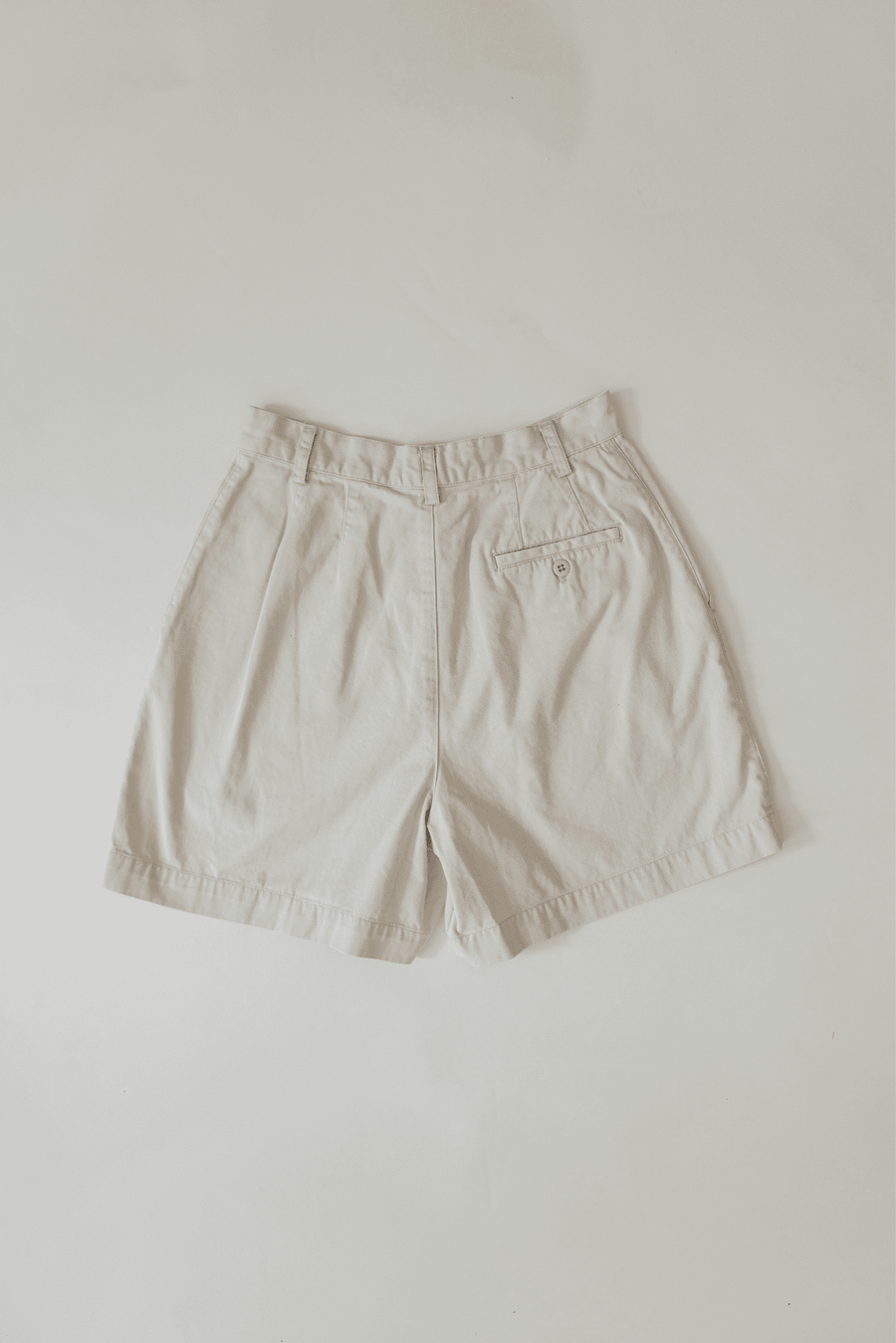 90s Vintage Gap Beige High Waist Shorts Size 8