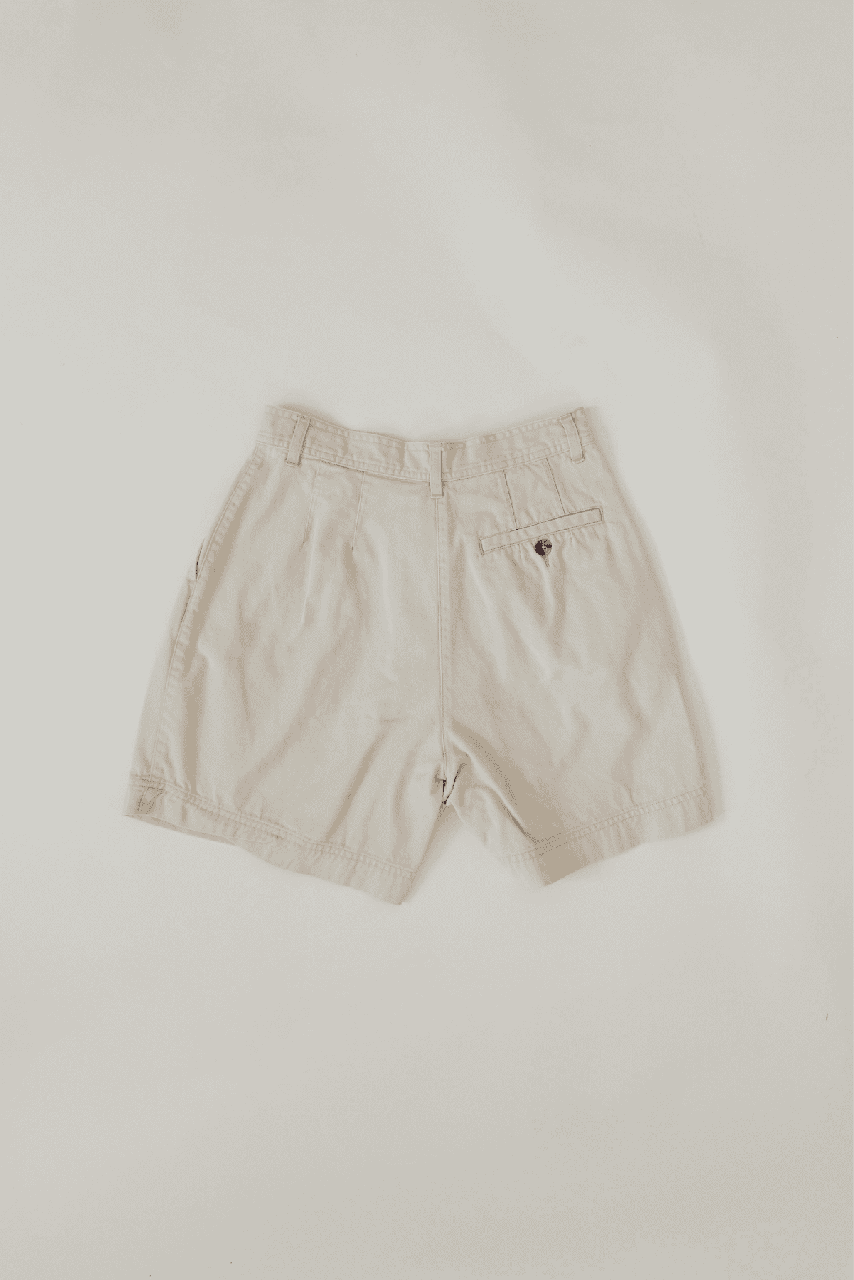 Early 2000s Vintage Charter Club Beige High Waist Shorts Size 6P
