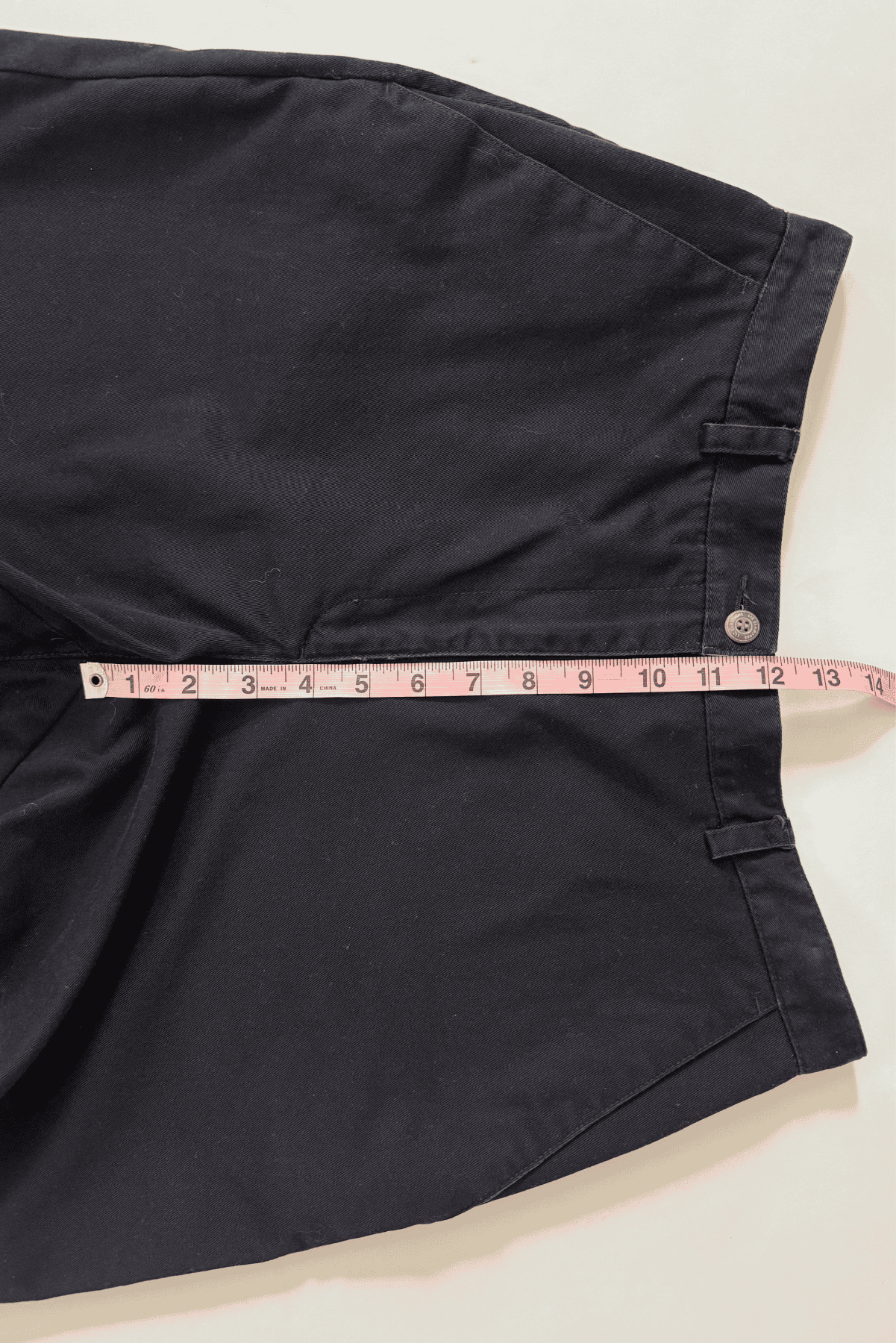 2000s Vintage Liz Claiborne Black High Waist Shorts Size 12