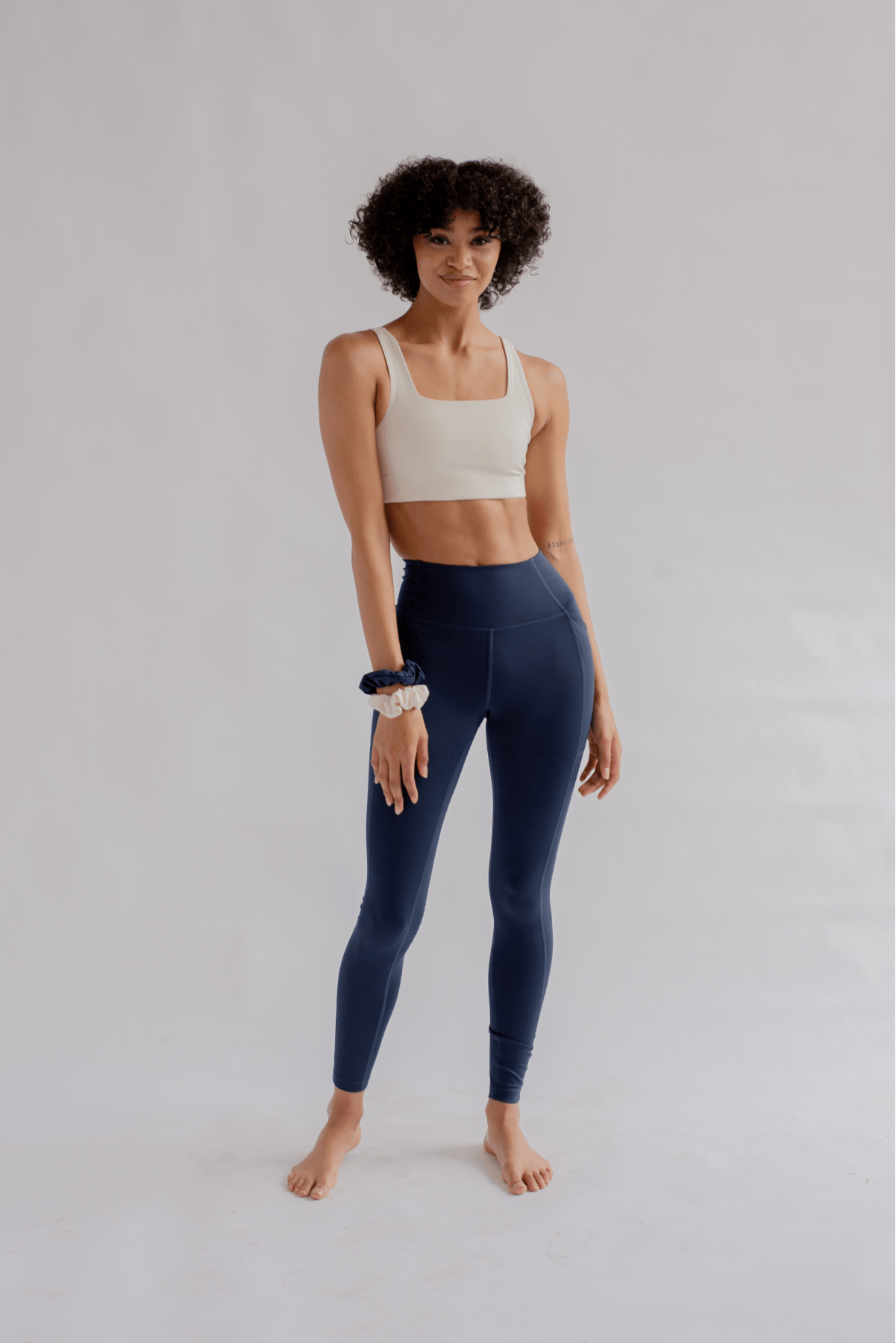 Knix HiTouch High Rise Legging in Circuit Blue Size M - $41 (48% Off  Retail) - From Sydney